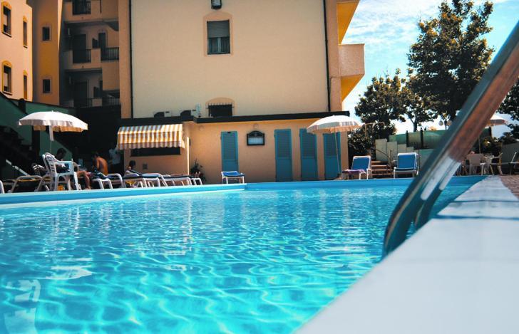 Hotel Garden Cesenatico Exteriér fotografie