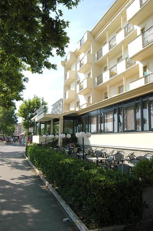 Hotel Garden Cesenatico Exteriér fotografie